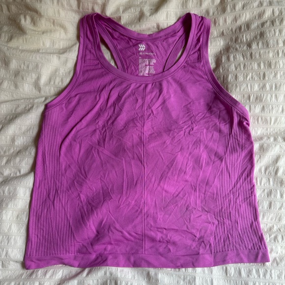 Workout tank - Picture 1 of 3